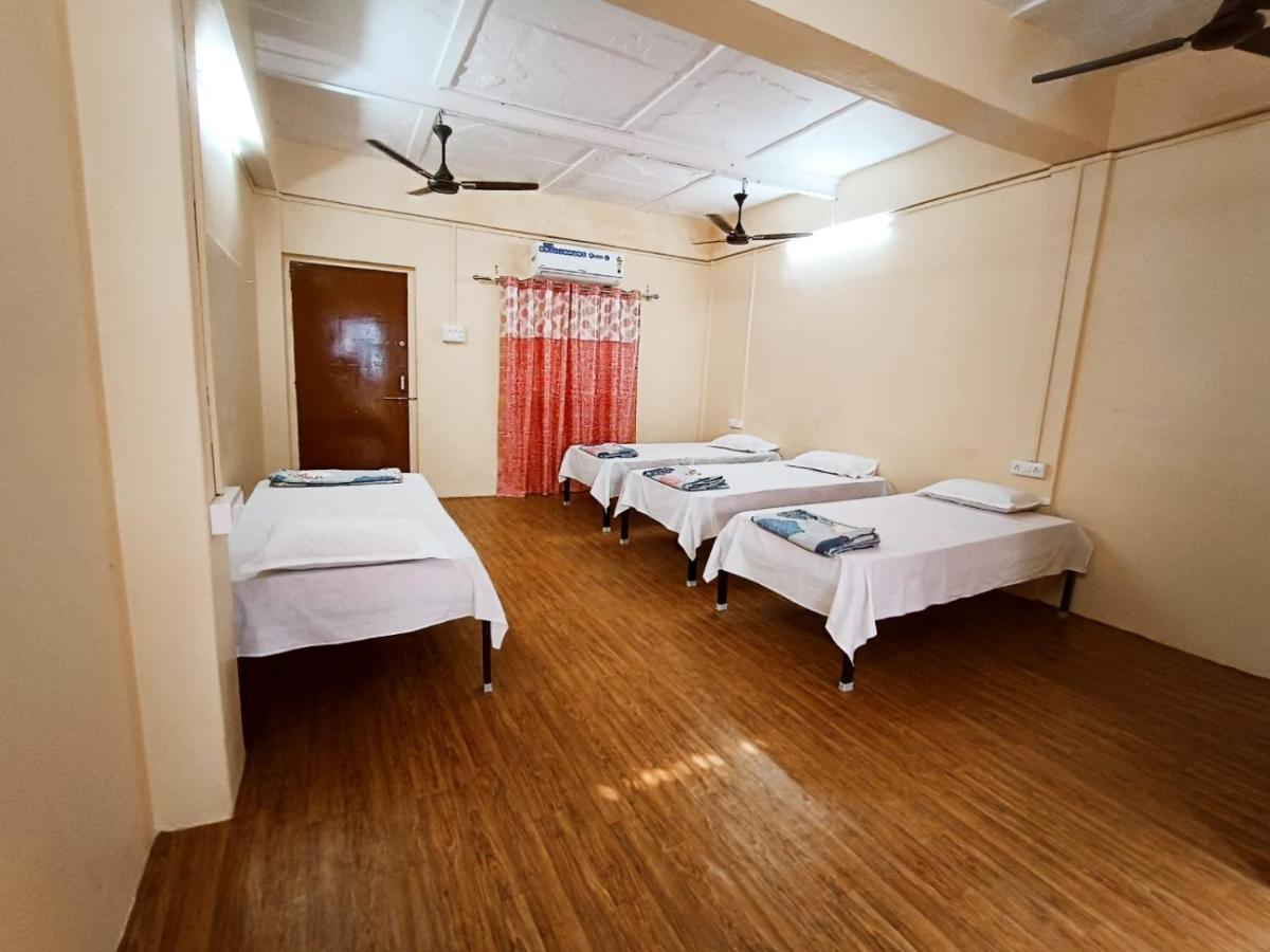 Nain Guest House Удджайн Екстер'єр фото
