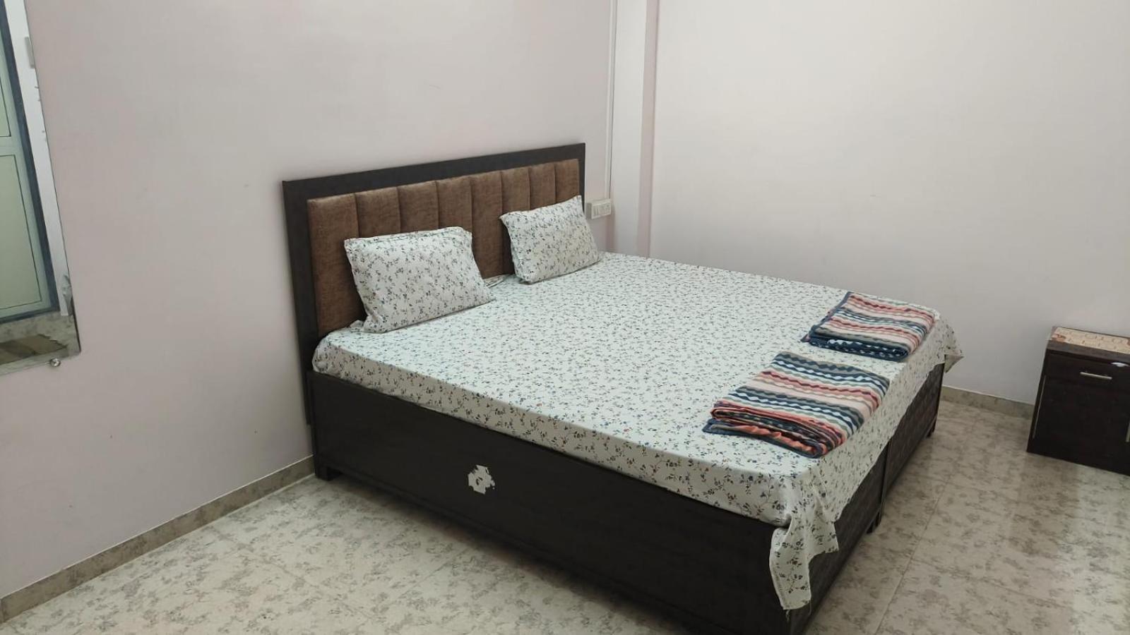Nain Guest House Удджайн Екстер'єр фото