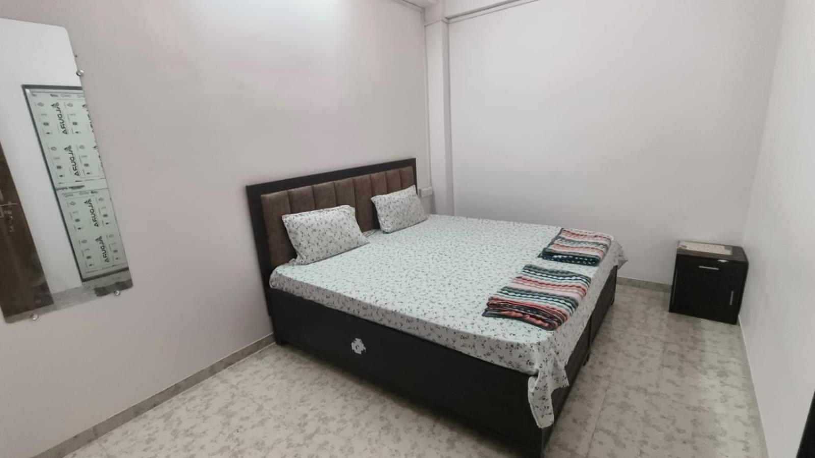 Nain Guest House Удджайн Екстер'єр фото